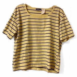 4/$15 🌻 Erika & Co Size L Yellow Striped Top Vintage Vibes